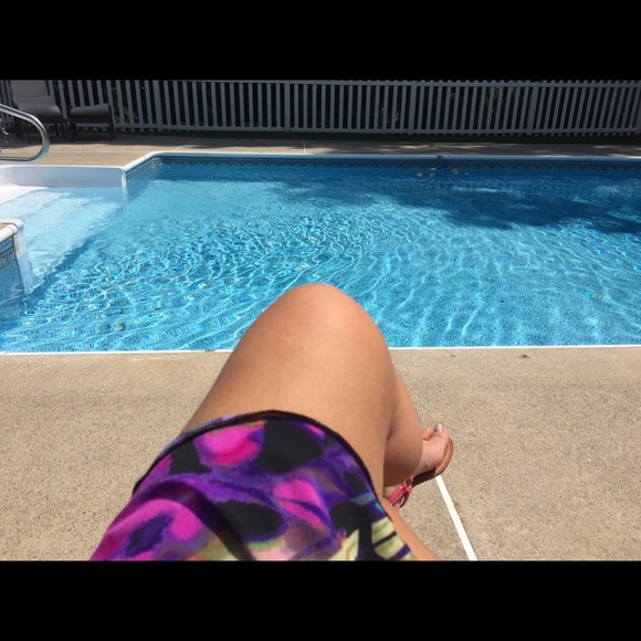 Meet your Posher, Solange - Picture 1 of 1